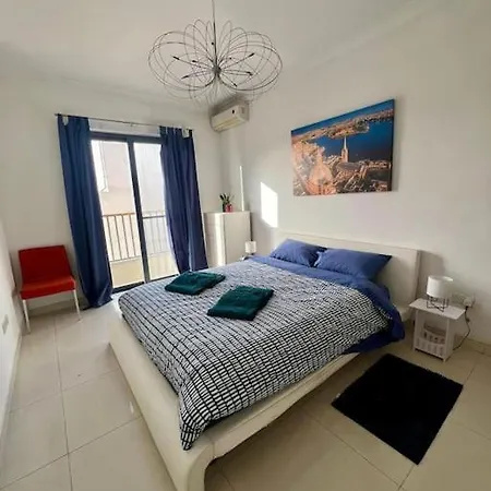 2 Bedroom - 5 Mins From The Sea San Pawl il-Baħar