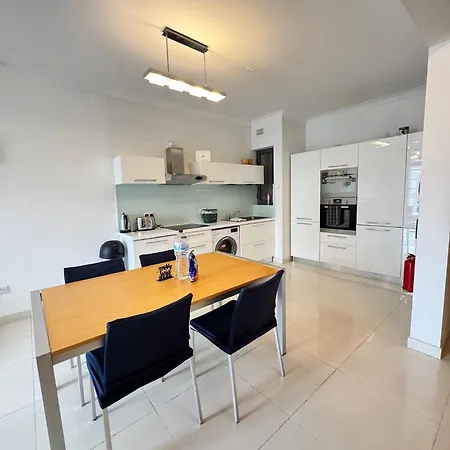2 Bedroom - 5 Mins From The Sea Apartamento St. Paul's Bay